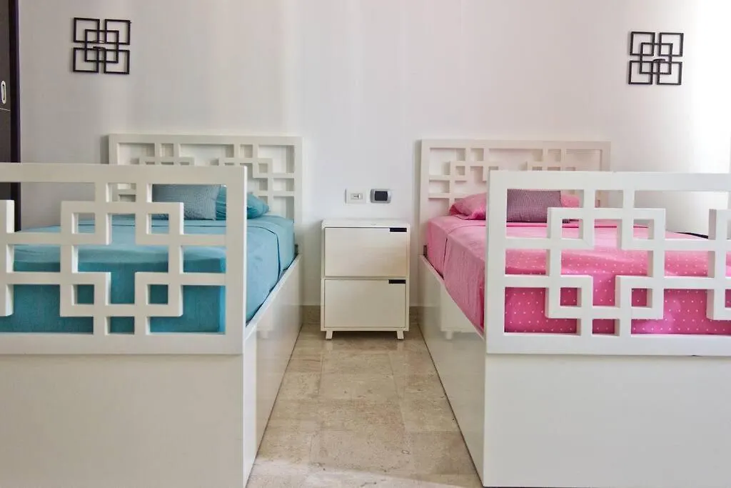 Contemporary Beach Penthouse Mamitas Beach Playa del Carmen Daire